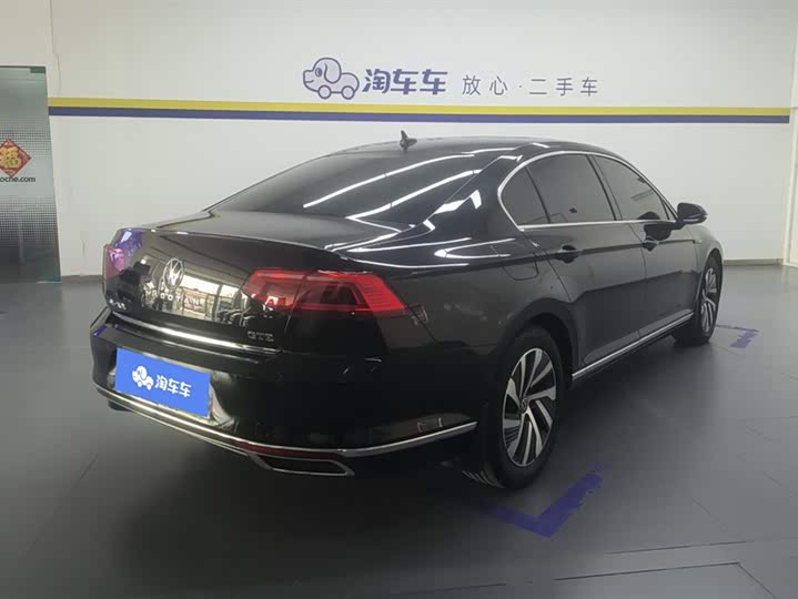 Photo 3 - Volkswagen Magotan GTE Hybrid
