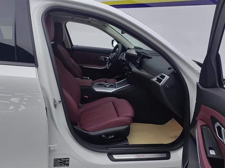 Фото 8 - BMW i3