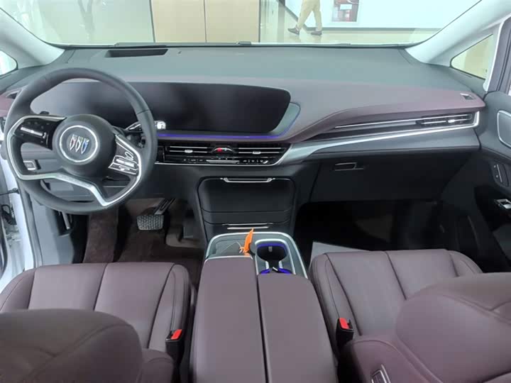 Buick GL8 Century 2025 2025款 2.0T 六座蕴世版