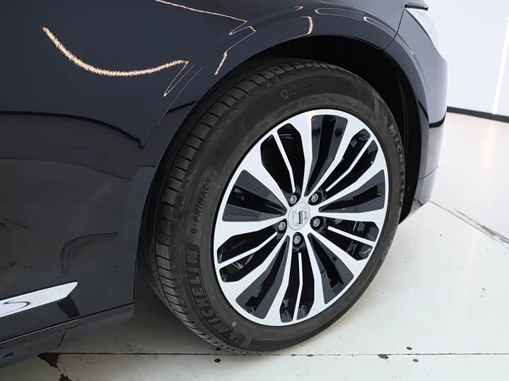 Volvo S90 2025 2025款 B5 智逸豪华版
