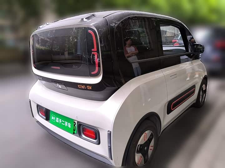 Photo 5 - Baojun KiWi EV