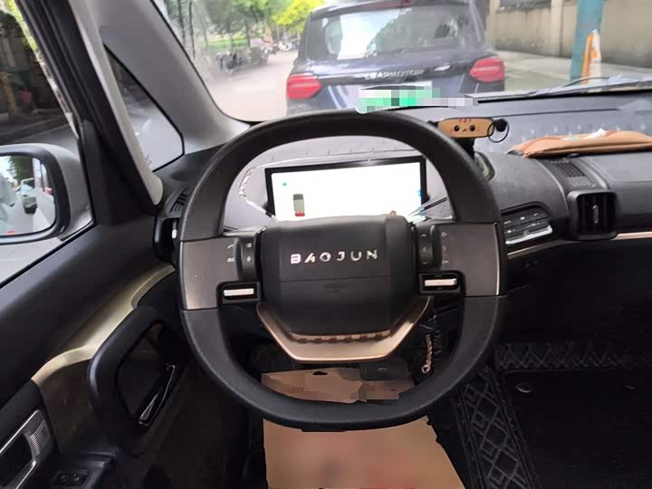 Photo 7 - Baojun KiWi EV