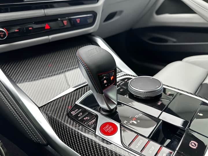 BMW M4 2024 2024款 M4双门轿跑车 M xDrive 雷霆版