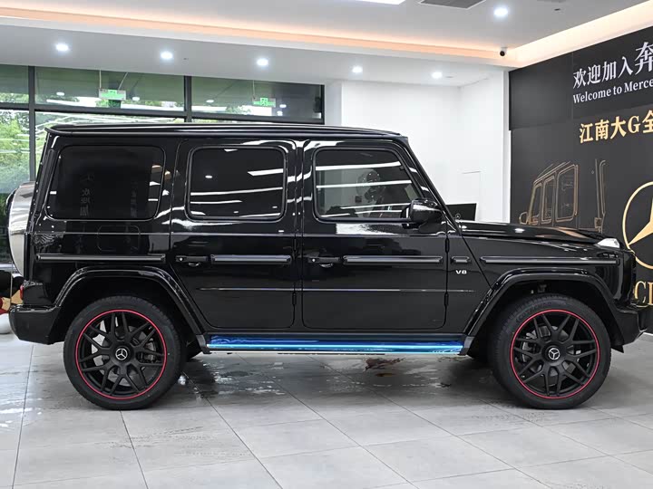 صورة 7 - Mercedes-Benz G-Class