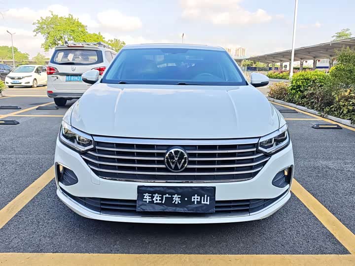 Фото 2 - Volkswagen Lavida