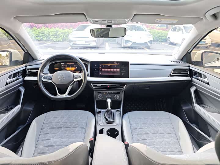 Фото 7 - Volkswagen Lavida