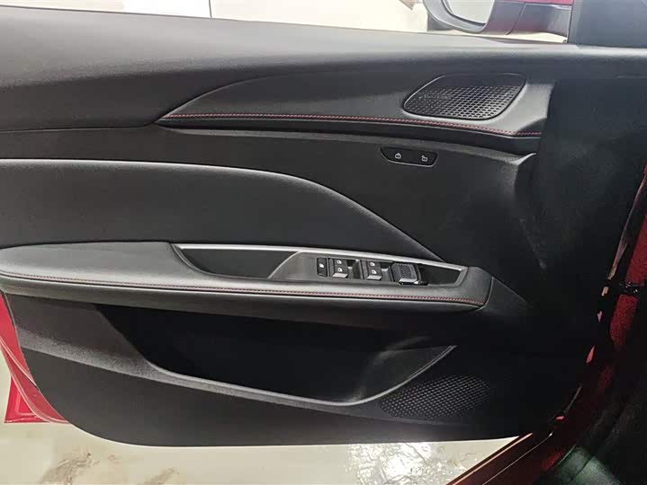 MG Motor 5 2025 2025款 180DVVT 全球豪华版