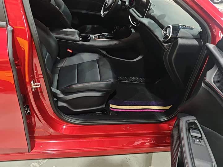 MG Motor 5 2025 2025款 180DVVT 全球豪华版
