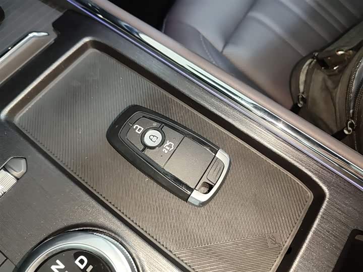 Ford Mondeo 2025 2025款 2.0T EcoBoost 至尊型