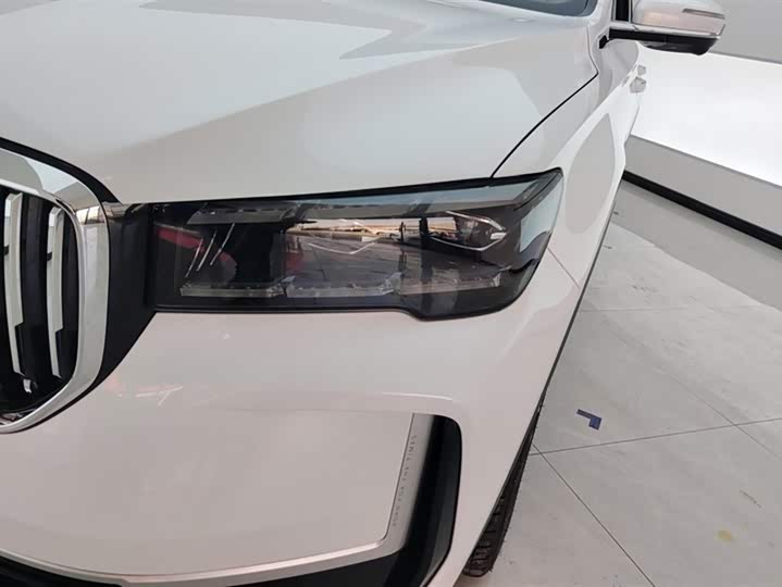 Photo 5 - Geely Monjaro Thor Hybrid