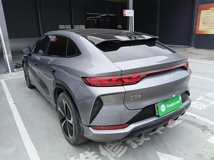 2025 BYD Song L