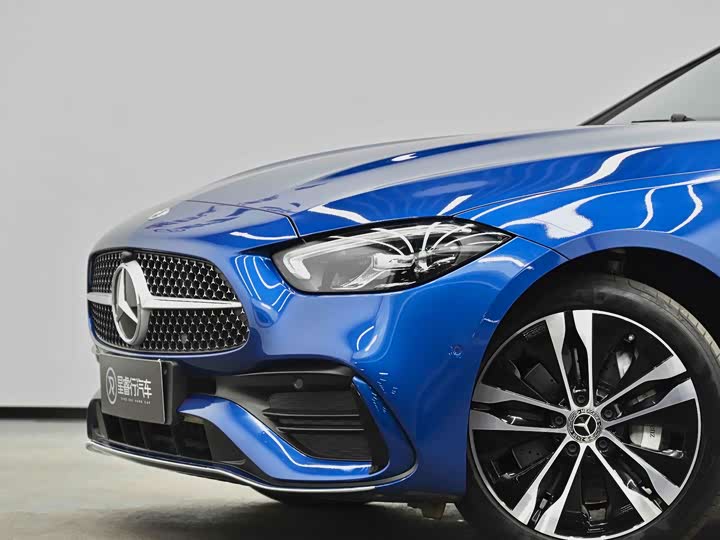 صورة 5 - Mercedes-Benz C-Class Hybrid