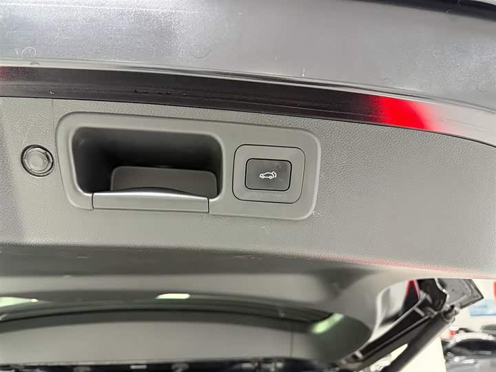 Фото 7 - GAC Trumpchi GS8