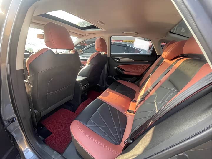 Zdjęcie 9 - Changan Eado Plus