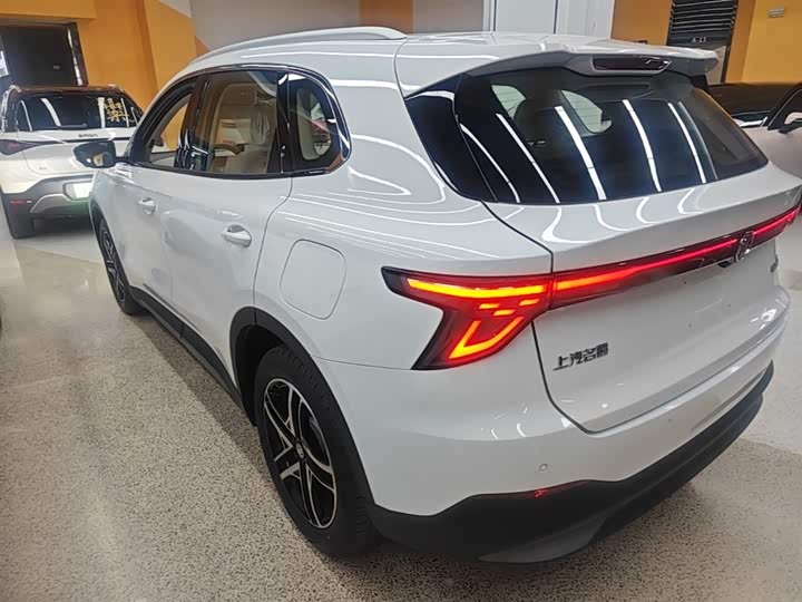 2025 MG Motor ES5