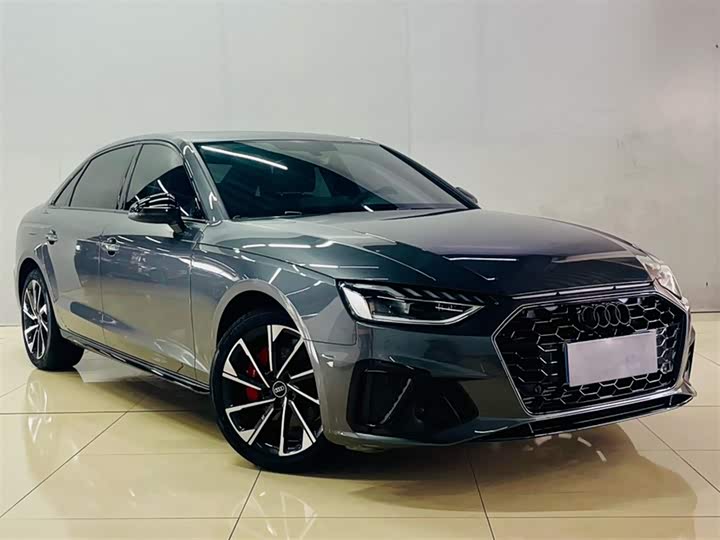 Фото 9 - Audi A4L