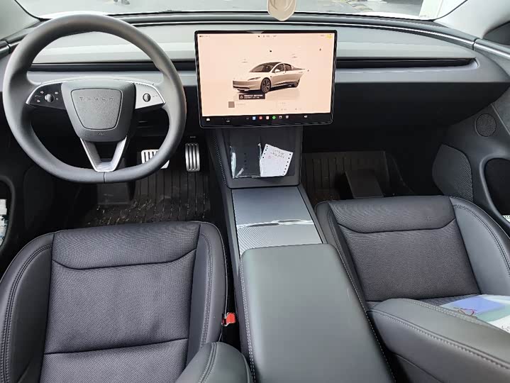 Фото 5 - Tesla Model 3