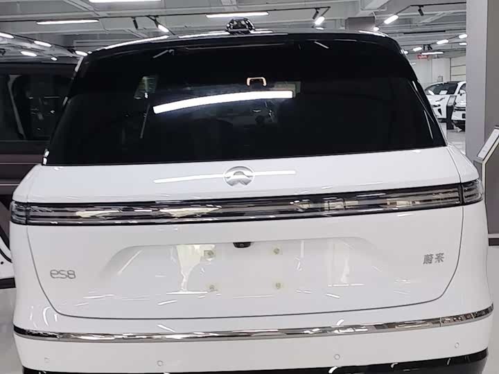 Nio ES8 2026 2026款 六座行政豪华版