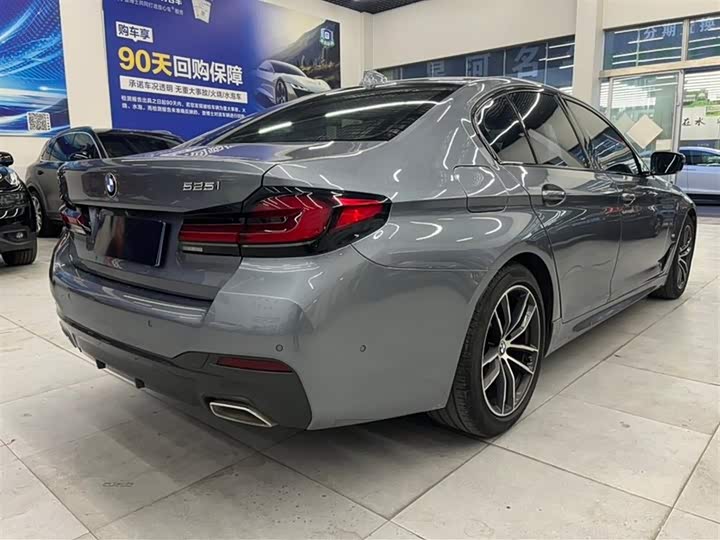 Фото 9 - BMW 5 Series