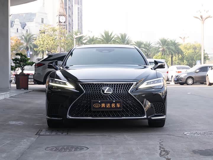 2024 Lexus LS