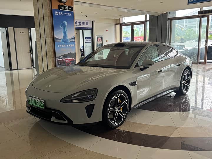 Zdjęcie 1 - Xiaomi SU7