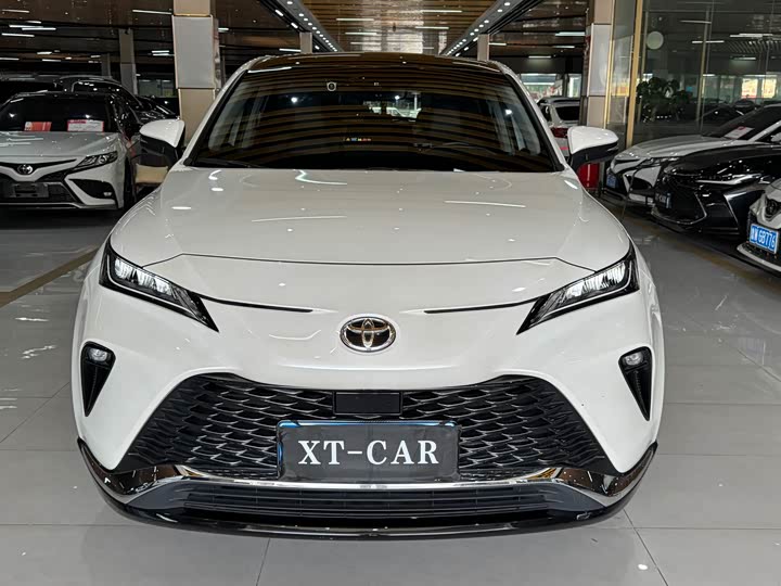 Photo 2 - Toyota Venza