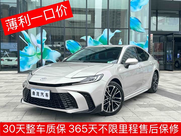 Toyota Camry 2026 2026款 双擎 2.0HSE 运动Lite版