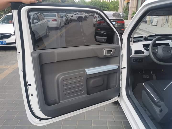 Photo 7 - Geely Galaxy Panda Mini