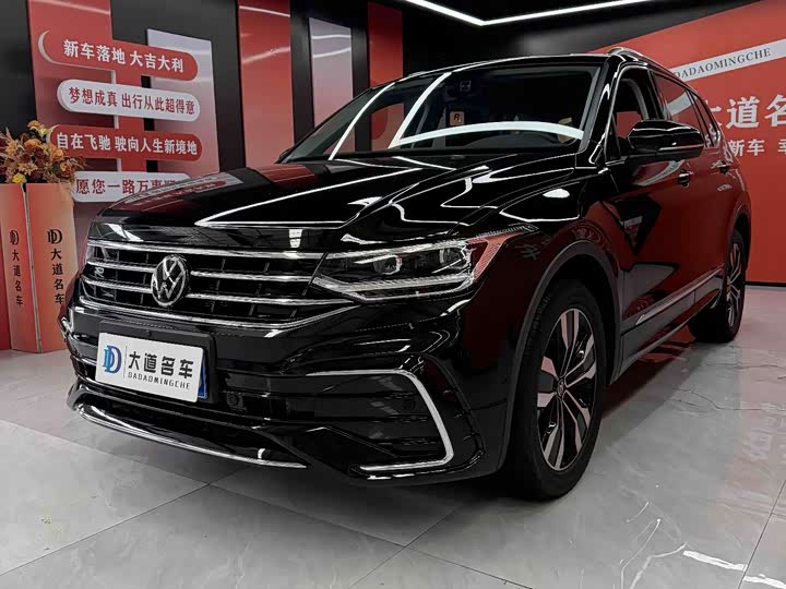 Volkswagen Tiguan L Pro 2025 2025款 出众款 330TSI 自动两驱R-Line龙耀版