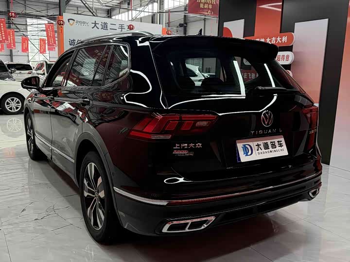 Volkswagen Tiguan L Pro 2025 2025款 出众款 330TSI 自动两驱R-Line龙耀版