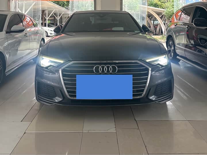 Фото 2 - Audi A6L