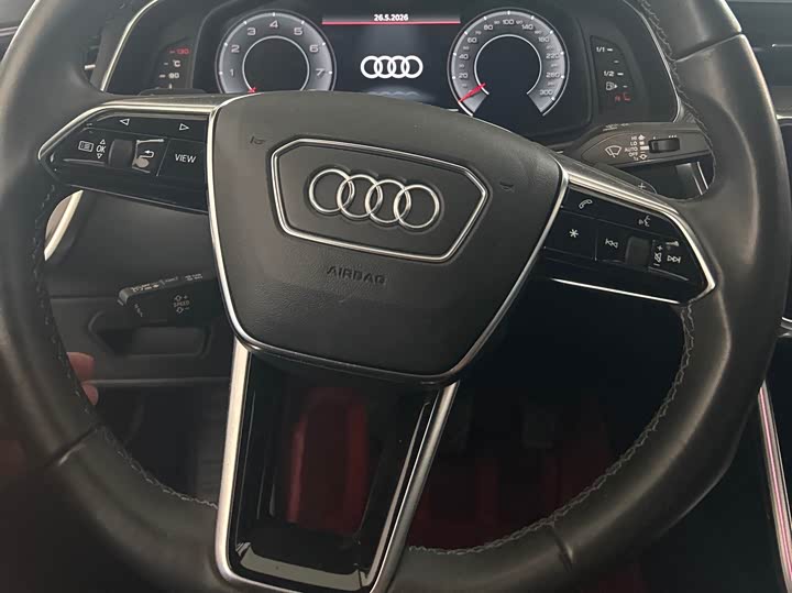 Фото 6 - Audi A6L