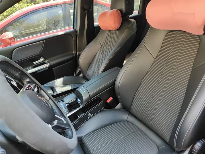 Zdjęcie 8 - Mercedes-Benz B-Class