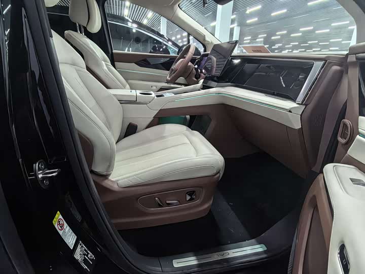 BYD Xia 2025 2025款 DM-i 1.5T 100km 超越型