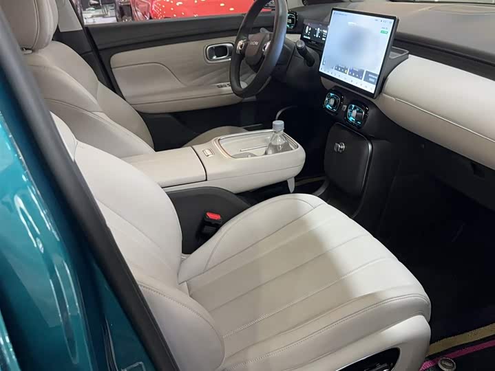 2025 GAC Aion UT