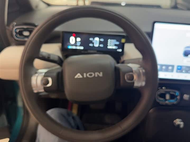 2025 GAC Aion UT