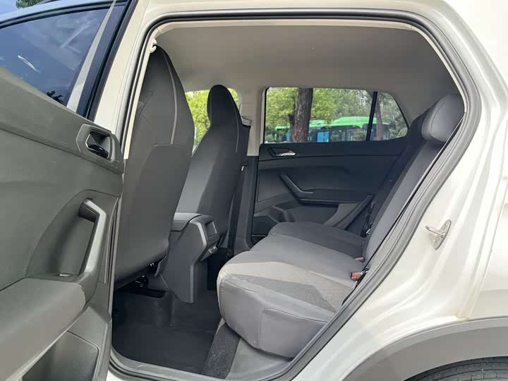 Фото 5 - Volkswagen T-Cross