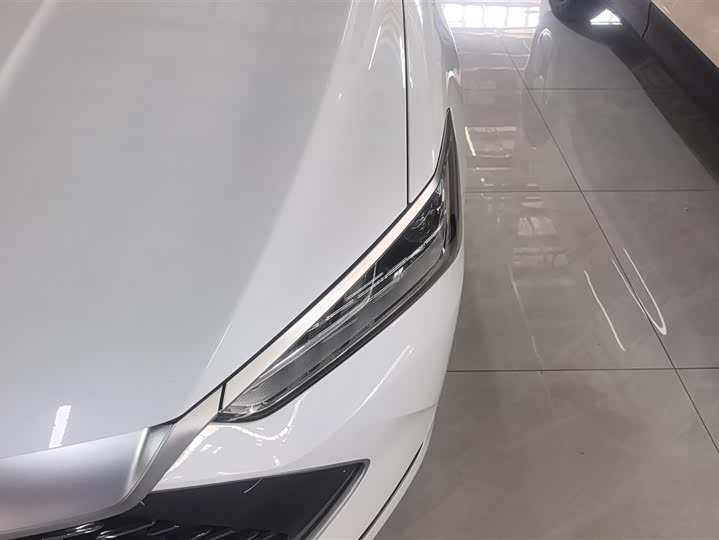 Photo 5 - BYD Qin Plus