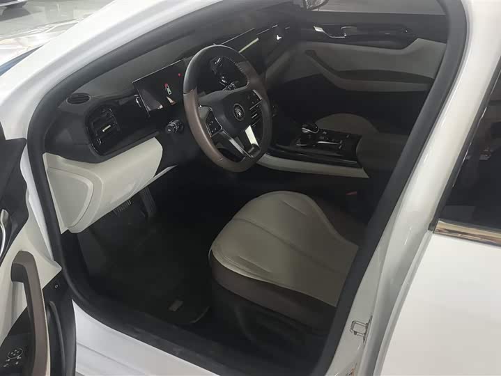 Photo 9 - BYD Qin Plus