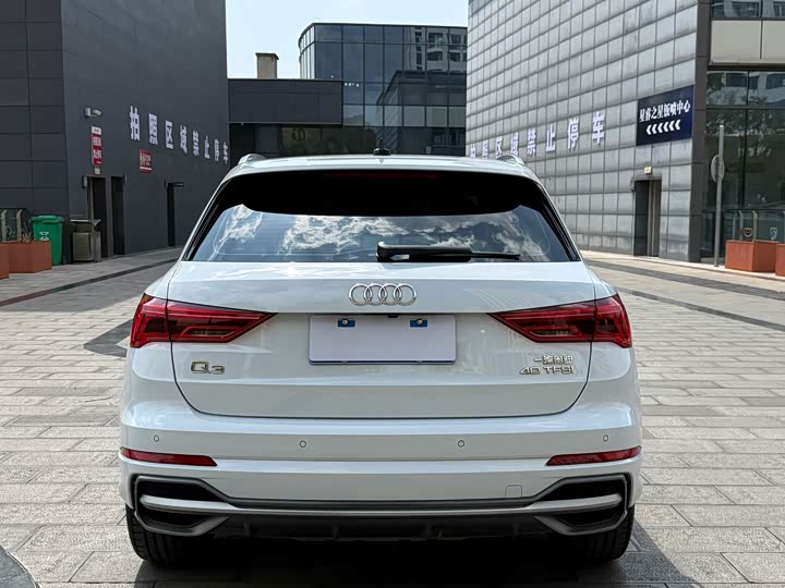 Фото 7 - Audi Q3