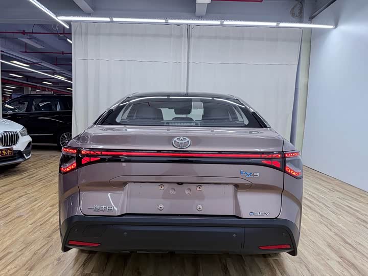 Фото 9 - Toyota bZ3