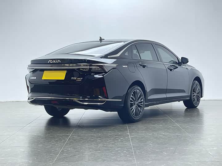 Dongfeng Aeolus Yixuan Max 2023 2023款 1.5T 超炫潮爸版