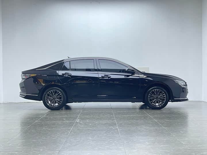 Dongfeng Aeolus Yixuan Max 2023 2023款 1.5T 超炫潮爸版