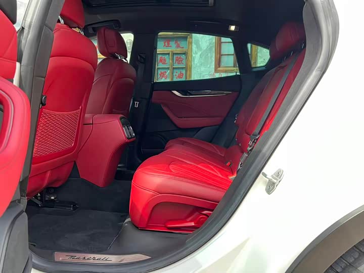 Maserati Levante 2021 2021款 3.0T 标准版