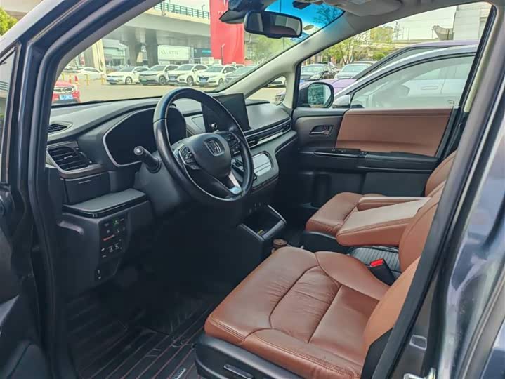 Фото 6 - Honda Odyssey