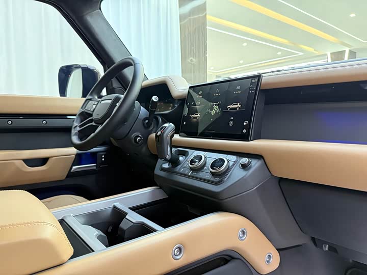 Фото 8 - Land Rover Defender