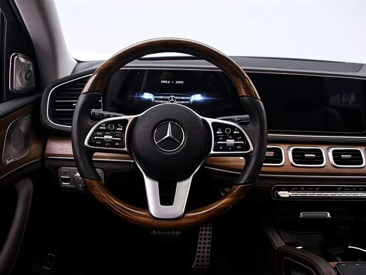 Фото 7 - Mercedes-Benz GLS-Class