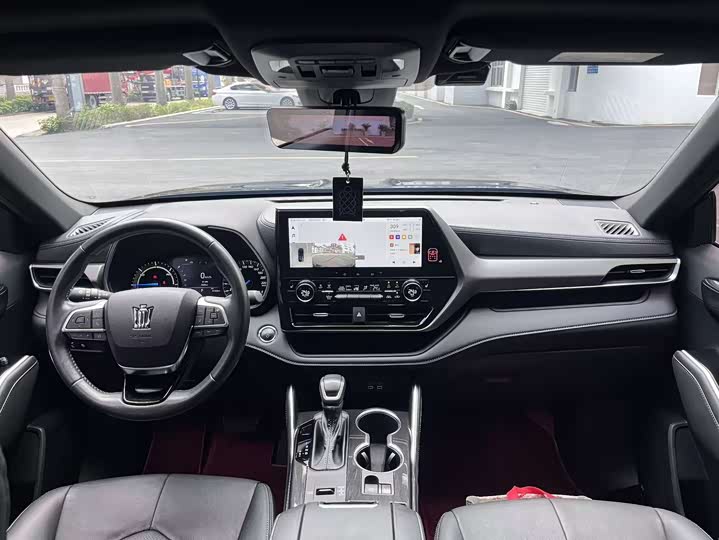 Фото 6 - Toyota Crown Kluger
