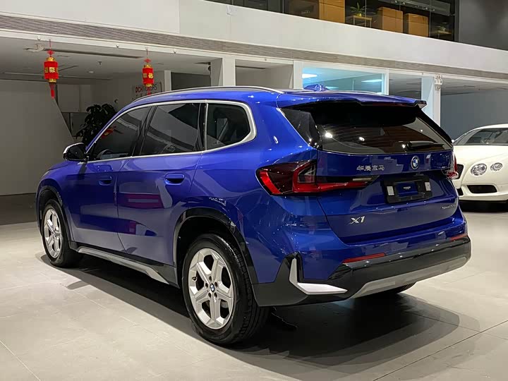 Фото 6 - BMW X1