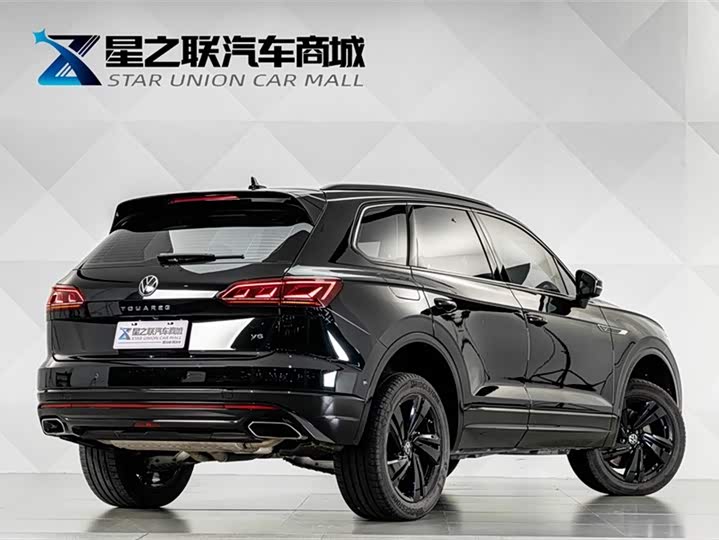 Volkswagen Touareg 2022 2022款 3.0TSI 锐享版 曜黑运动套装